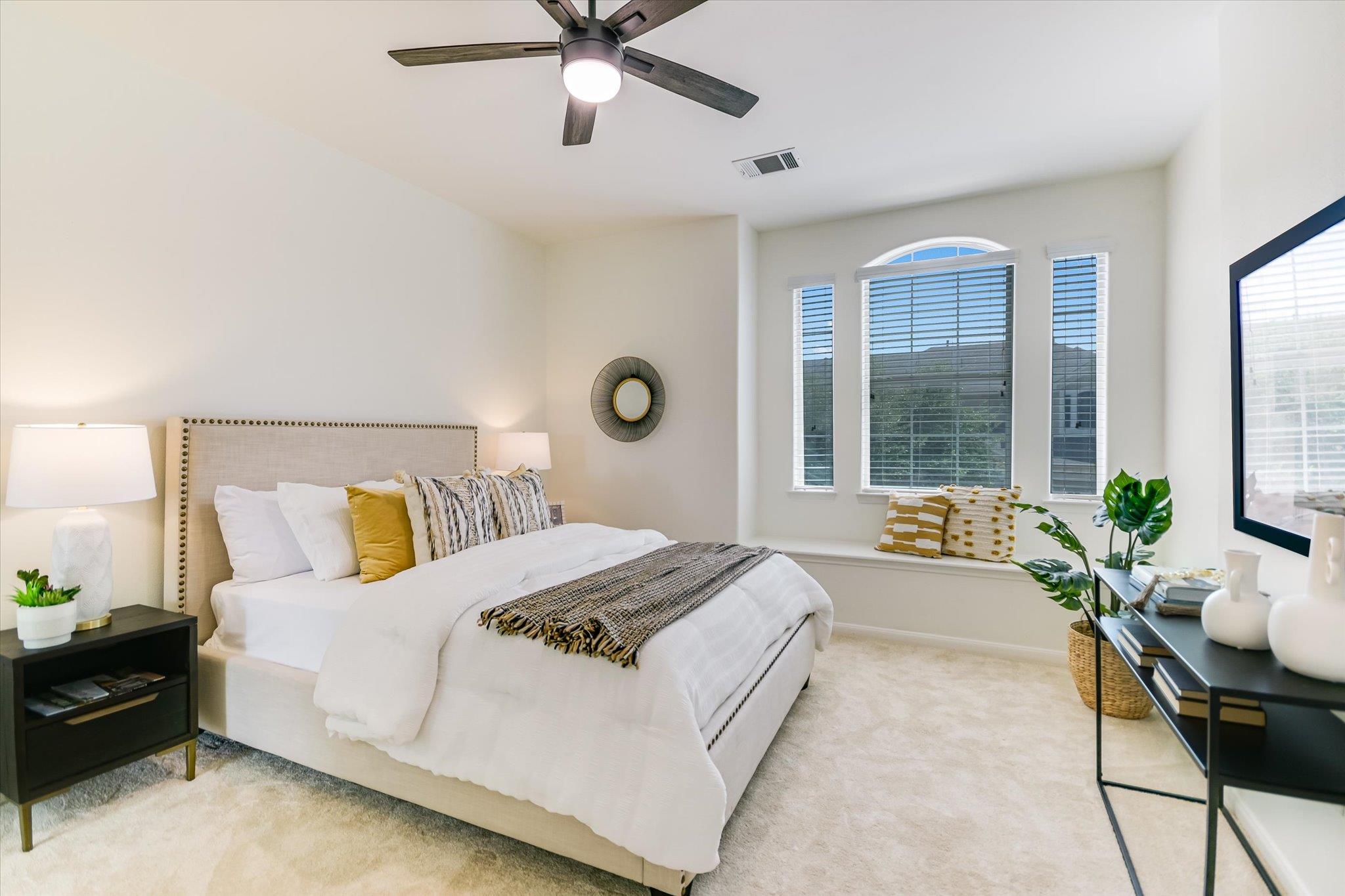 3300 Forest Creek Dr # 14, Round Rock, TX 78664