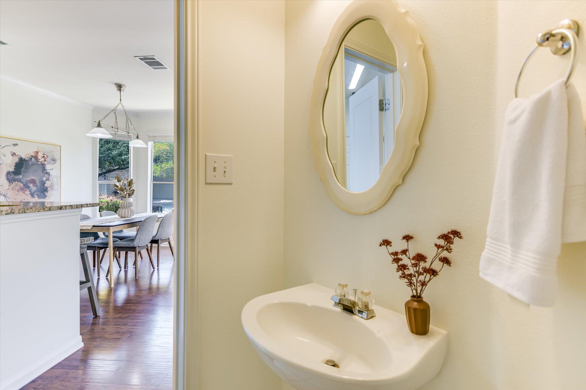 3300 Forest Creek Dr # 14, Round Rock, TX 78664