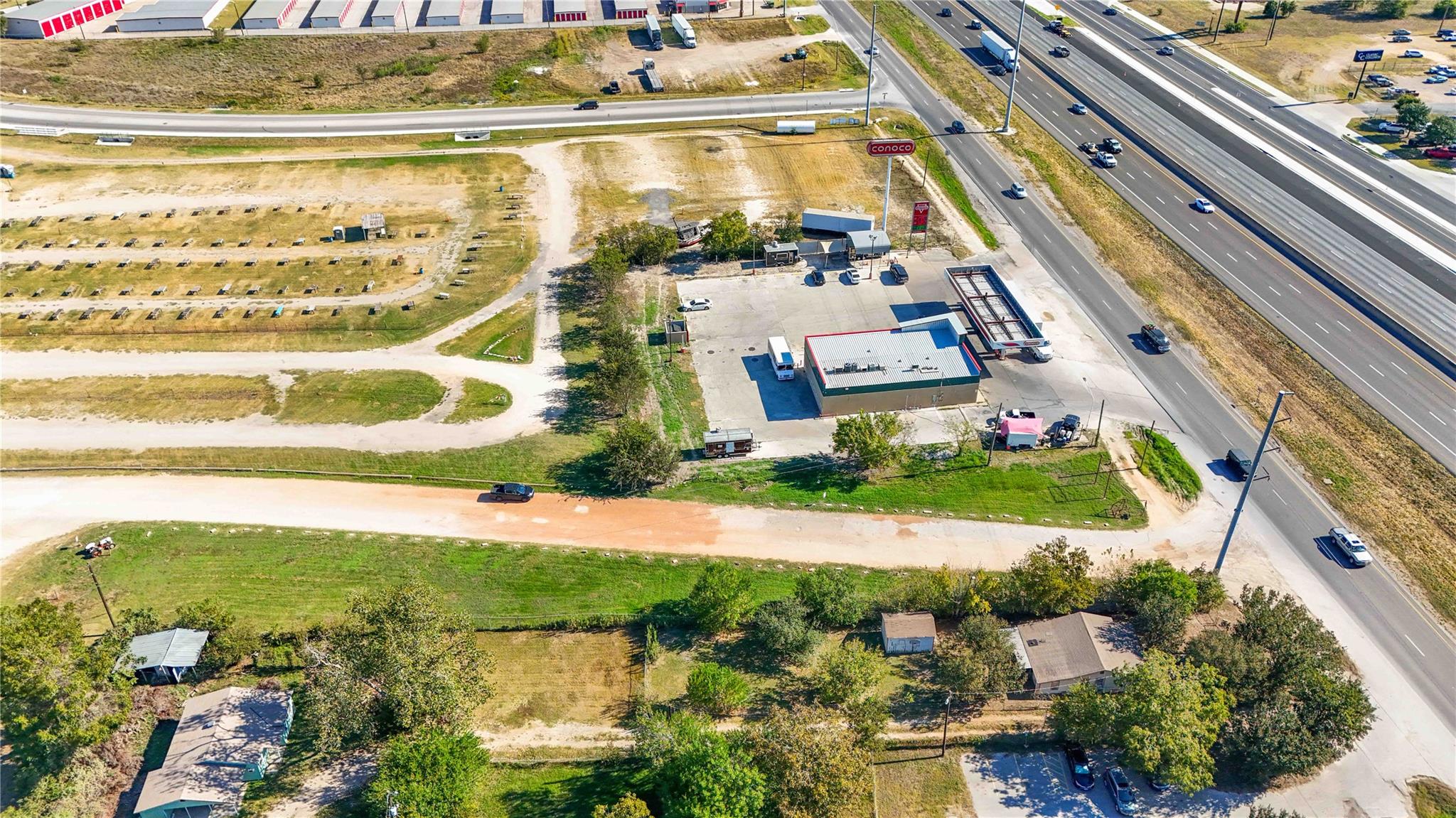 1113 N Old Highway 81, Kyle, TX 78640