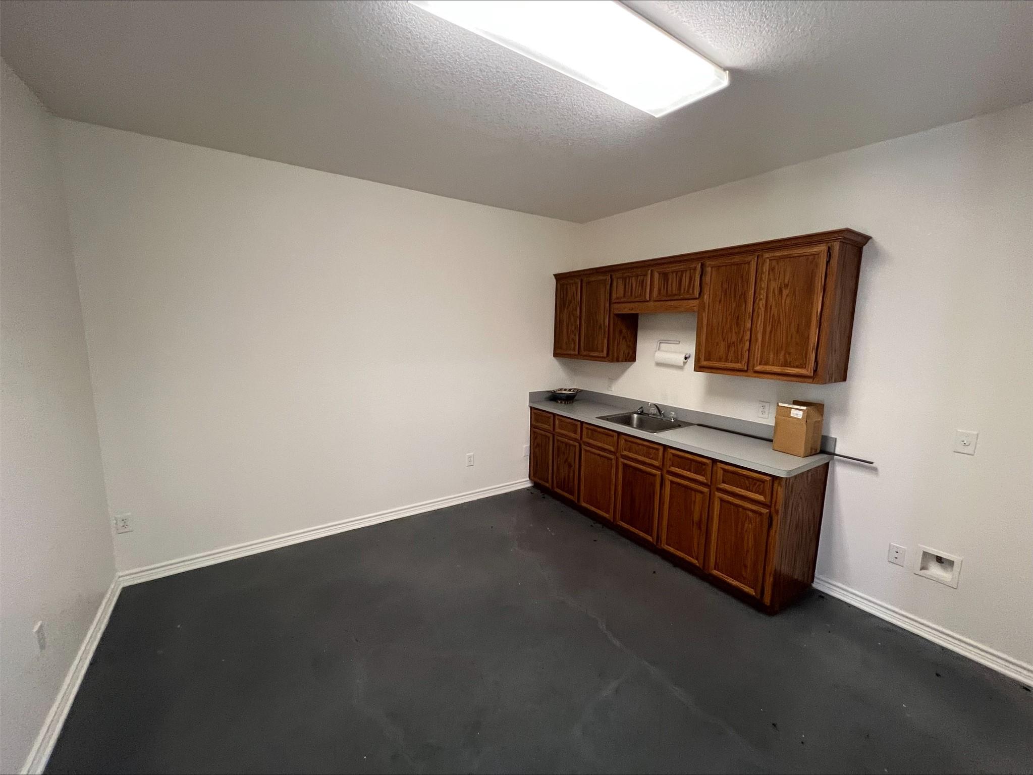 4003 W Stan Schlueter Loop, Killeen, TX 76549