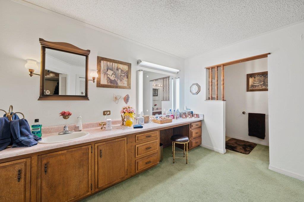 699 Floral Ave, New Braunfels, TX 78130