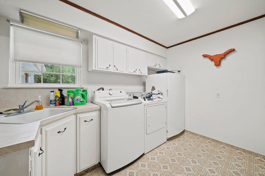 699 Floral Ave, New Braunfels, TX 78130