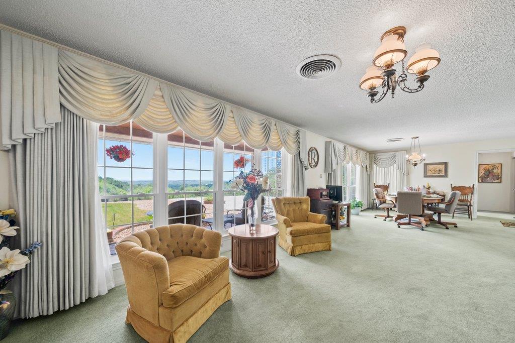 699 Floral Ave, New Braunfels, TX 78130