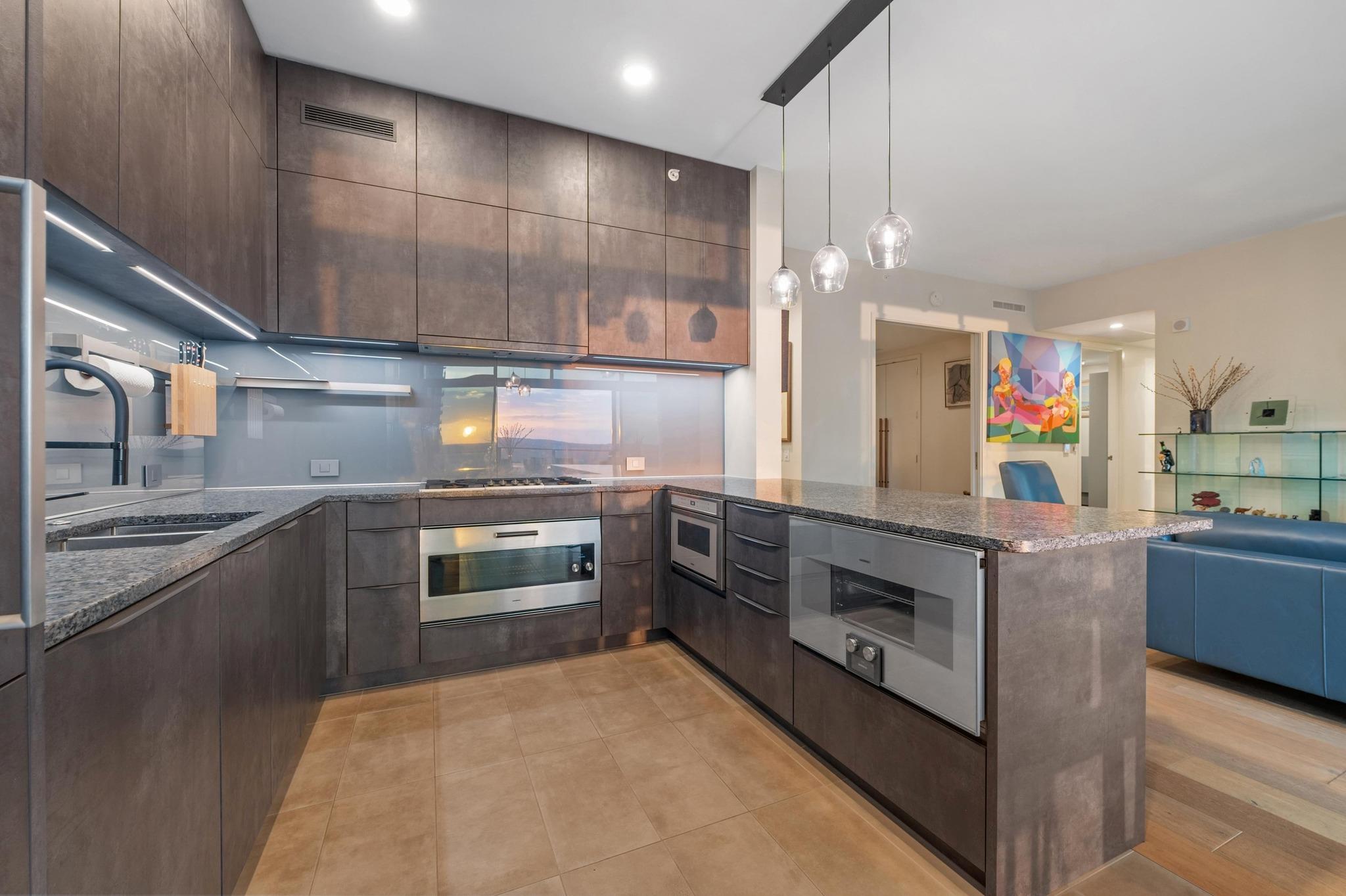 202 Nueces St # 1607, Austin, TX 78701