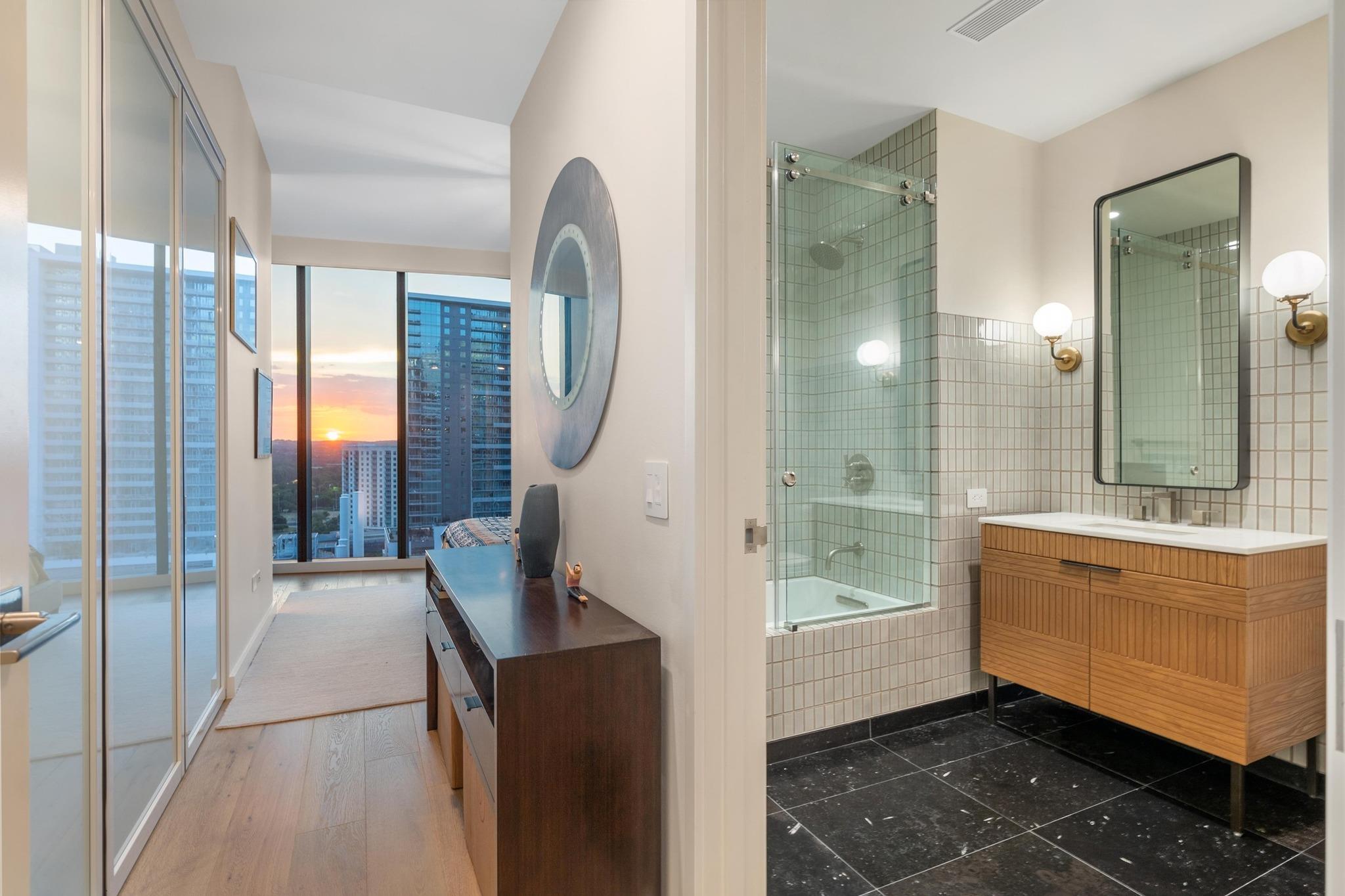 202 Nueces St # 1607, Austin, TX 78701