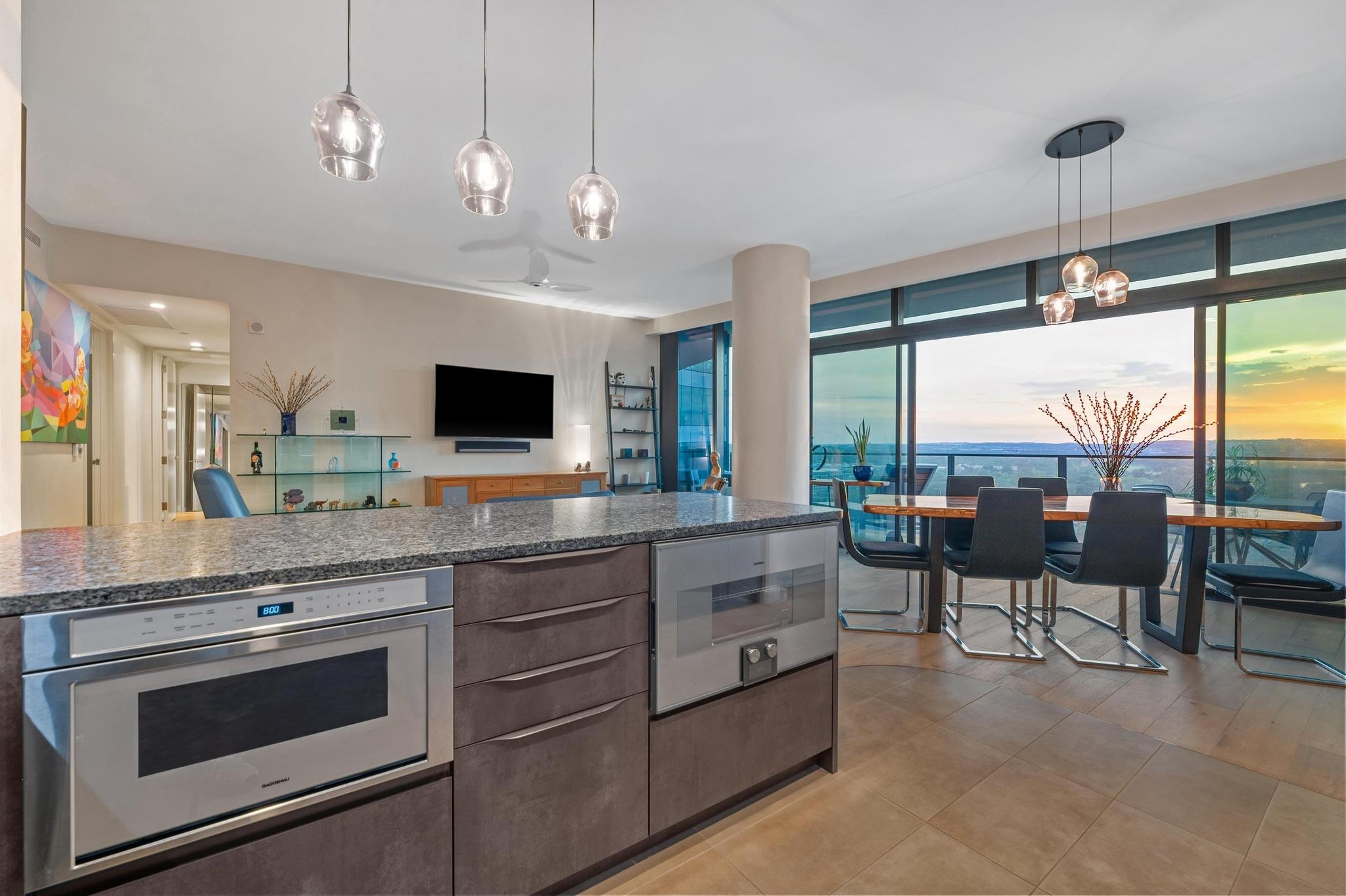 202 Nueces St # 1607, Austin, TX 78701