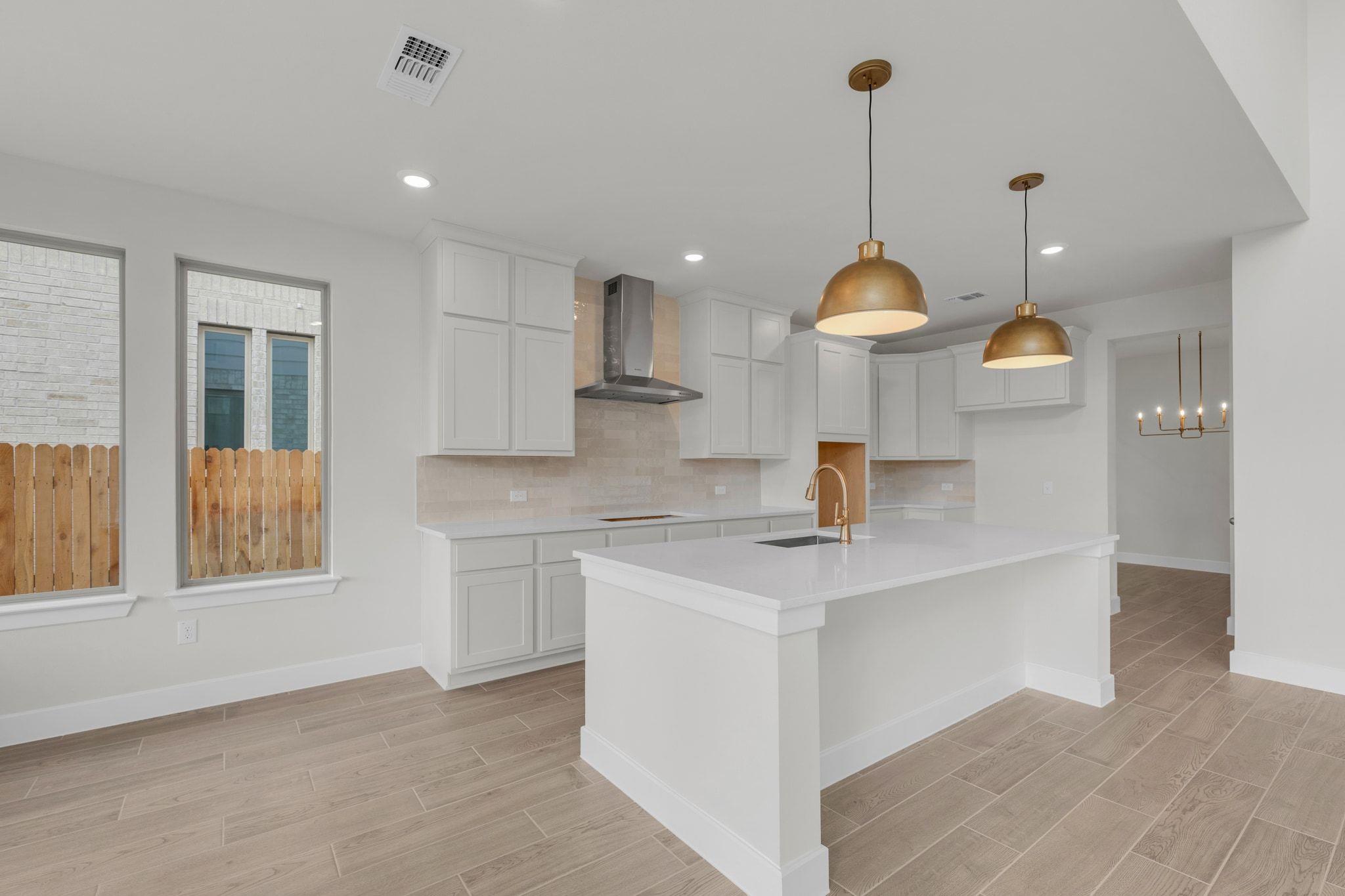 161 Montecilo Dr, Liberty Hill, TX 78642