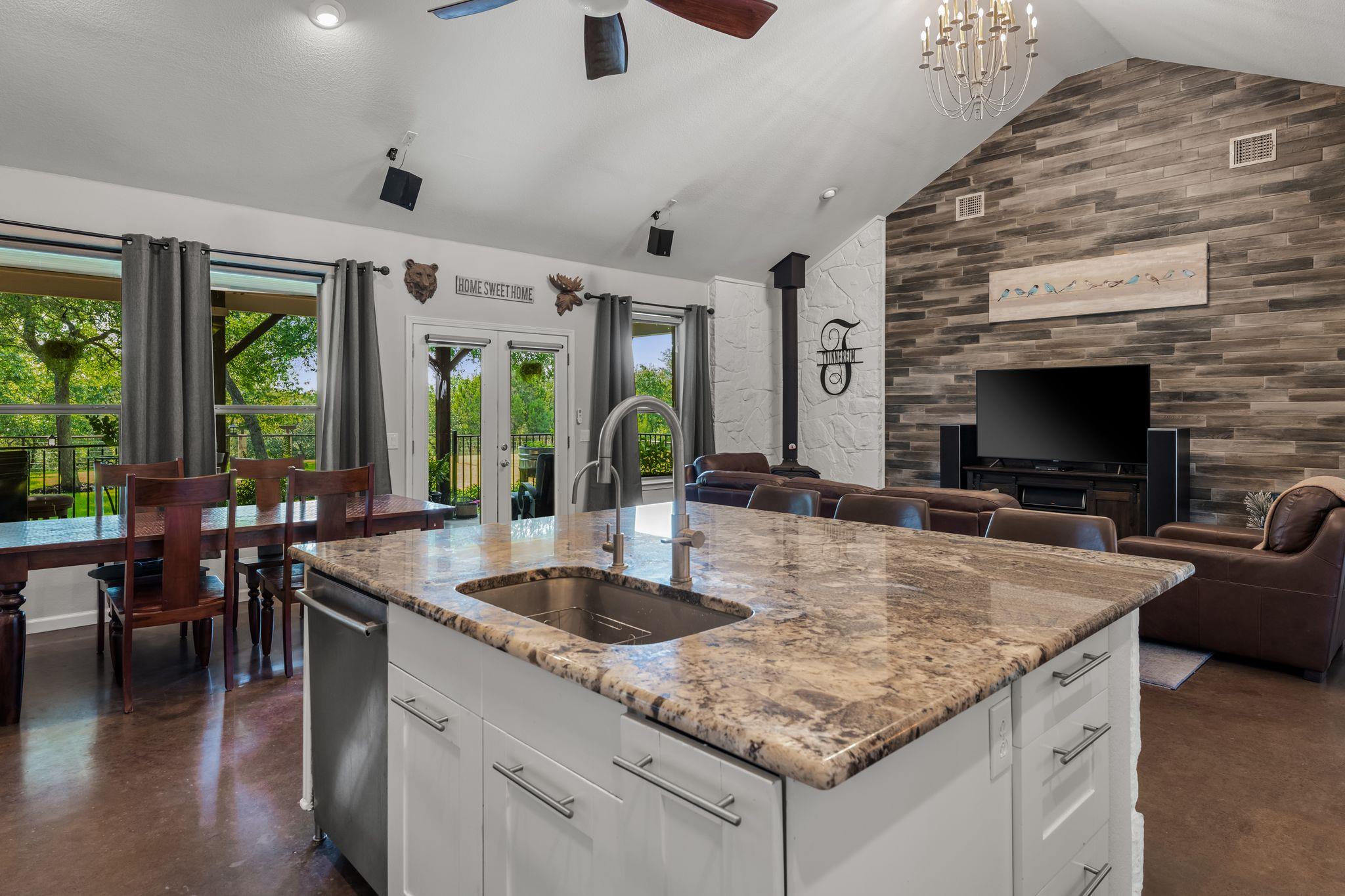 4204 Arthur Cir, Leander, TX 78641