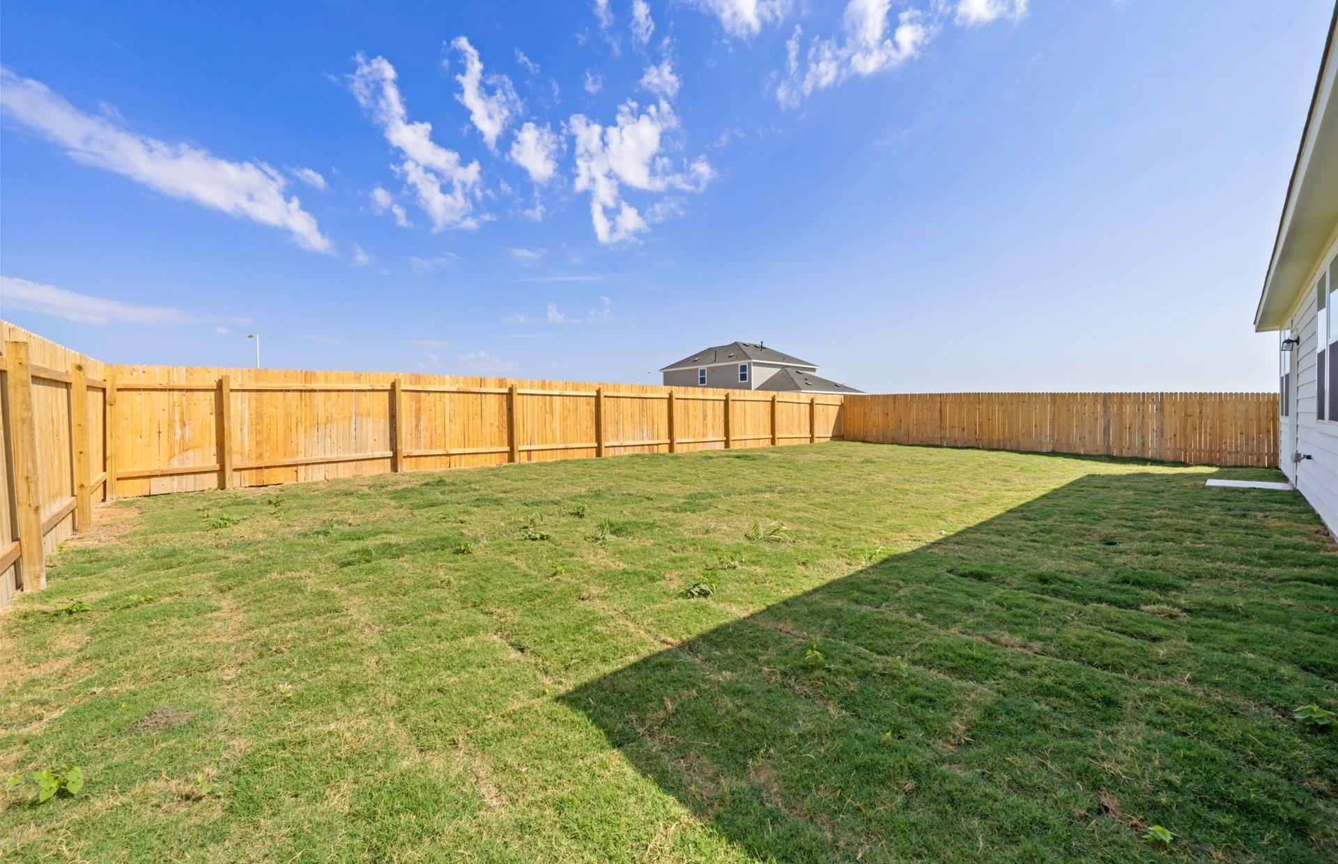 105 Lindheimer Ln, San Marcos, TX 78666