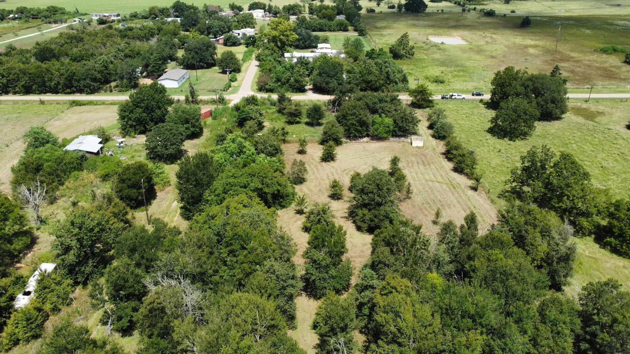 11305 Cooper Ln, Calvert, TX 77837