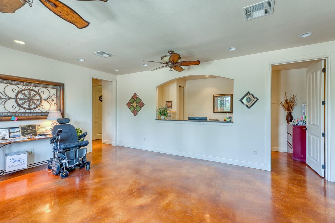 1403 Resource Pkwy, Marble Falls, TX 78654