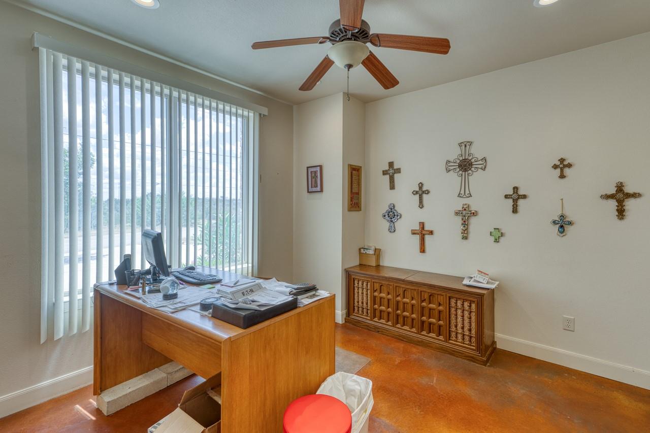 1403 Resource Pkwy, Marble Falls, TX 78654