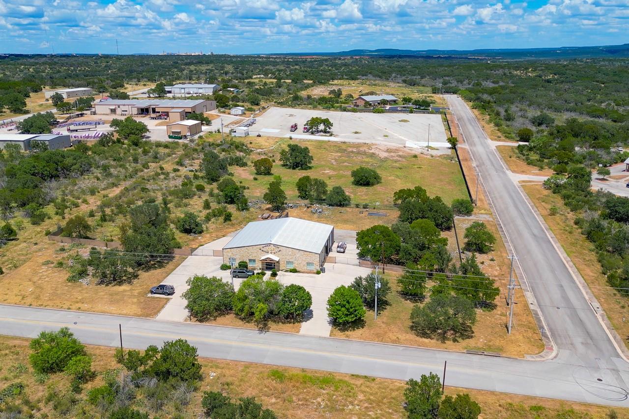 1403 Resource Pkwy, Marble Falls, TX 78654
