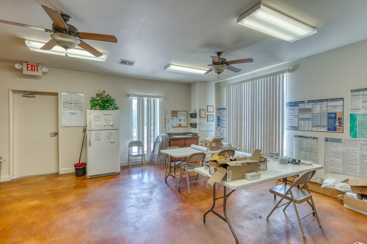 1403 Resource Pkwy, Marble Falls, TX 78654