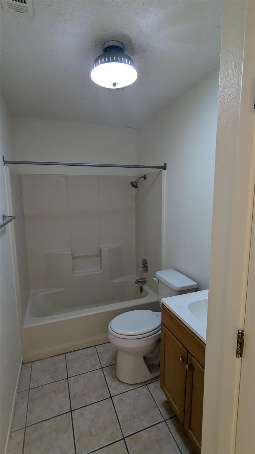 1109 N Bishop St, San Marcos, TX 78666