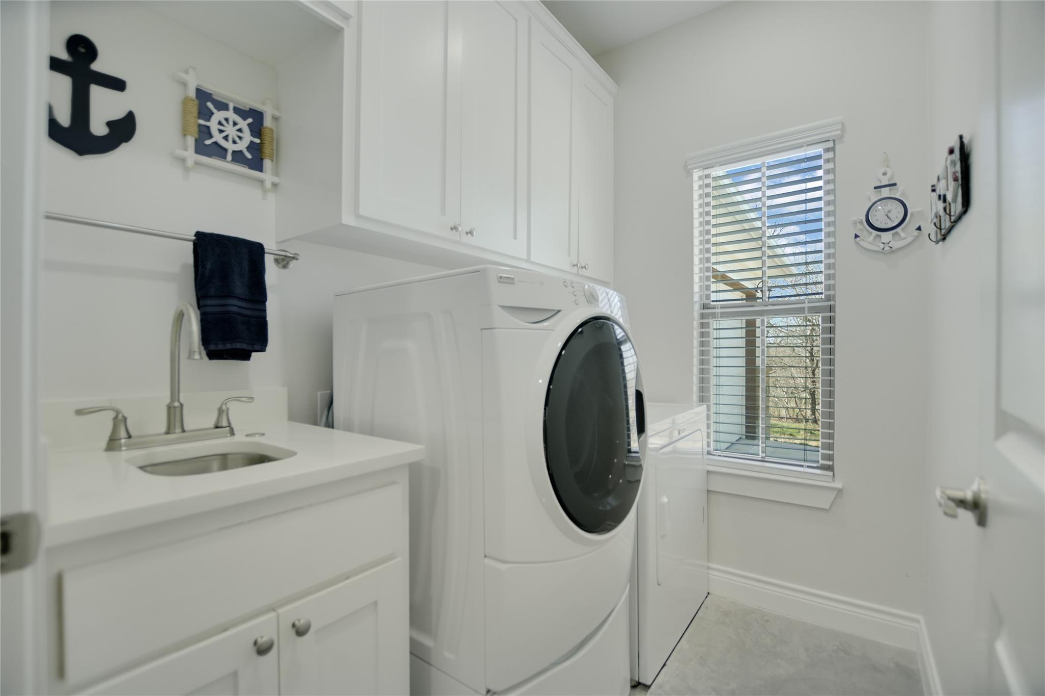 139 W Maple Dr, Granite Shoals, TX 78654