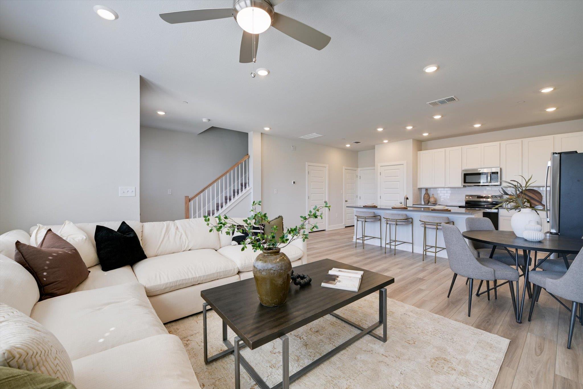 527 Emory Crossing Blvd, Hutto, TX 78634