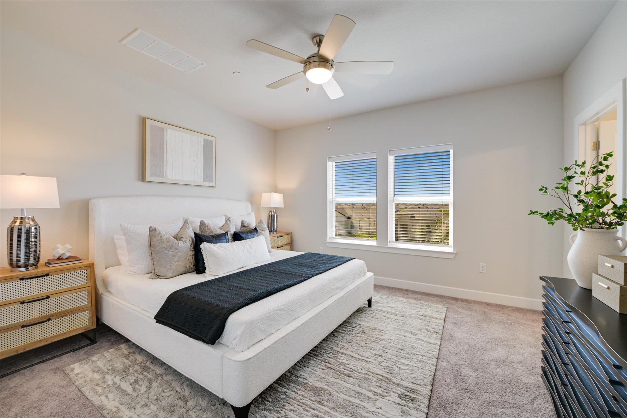 527 Emory Crossing Blvd, Hutto, TX 78634