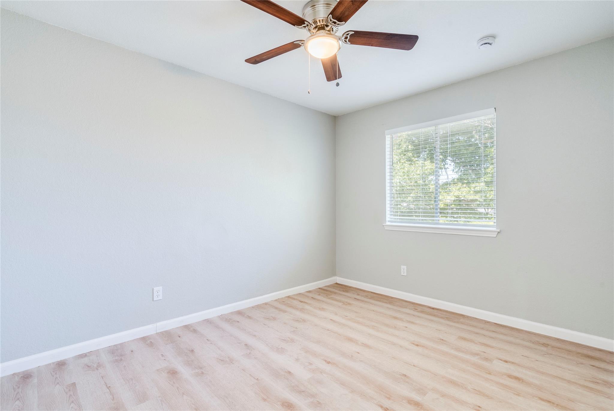 13808 Lothian Dr, Pflugerville, TX 78660