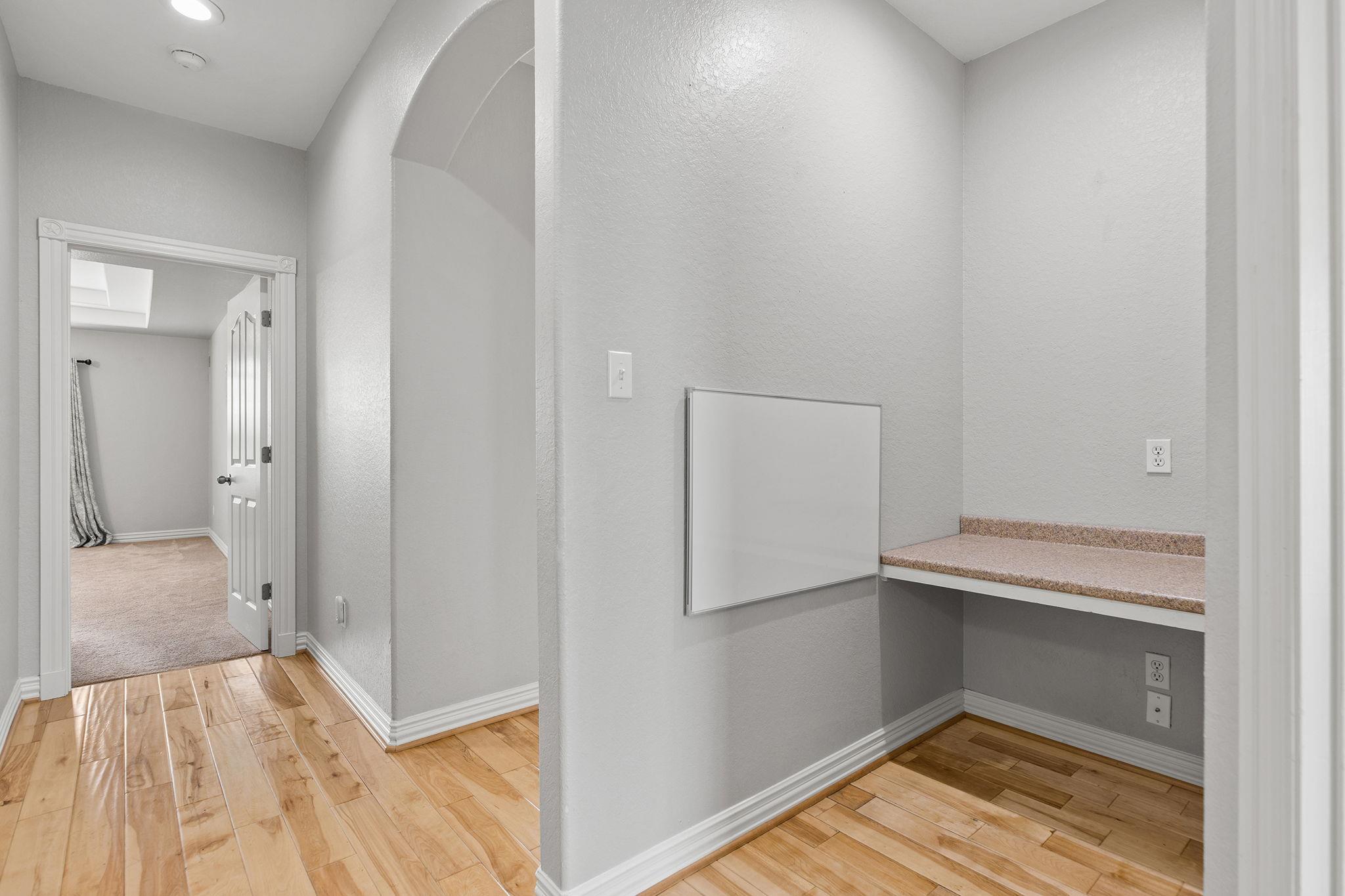 417 Apache Pass, Hutto, TX 78634