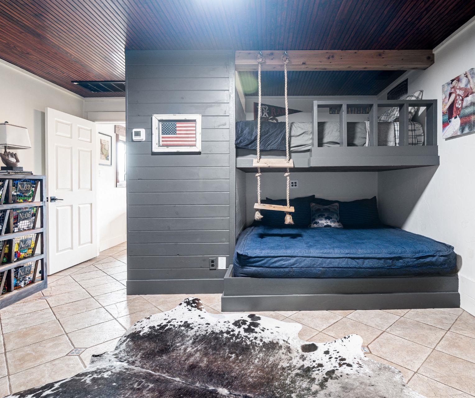 350 Gold Schaefer Rd, Fredericksburg, TX 78624