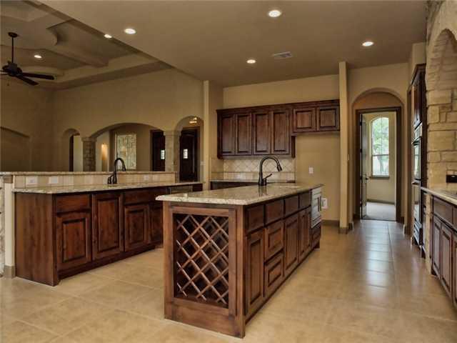 104 Vista Ln, Georgetown, TX 78633