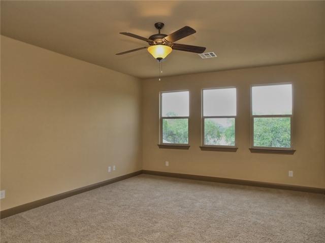 104 Vista Ln, Georgetown, TX 78633