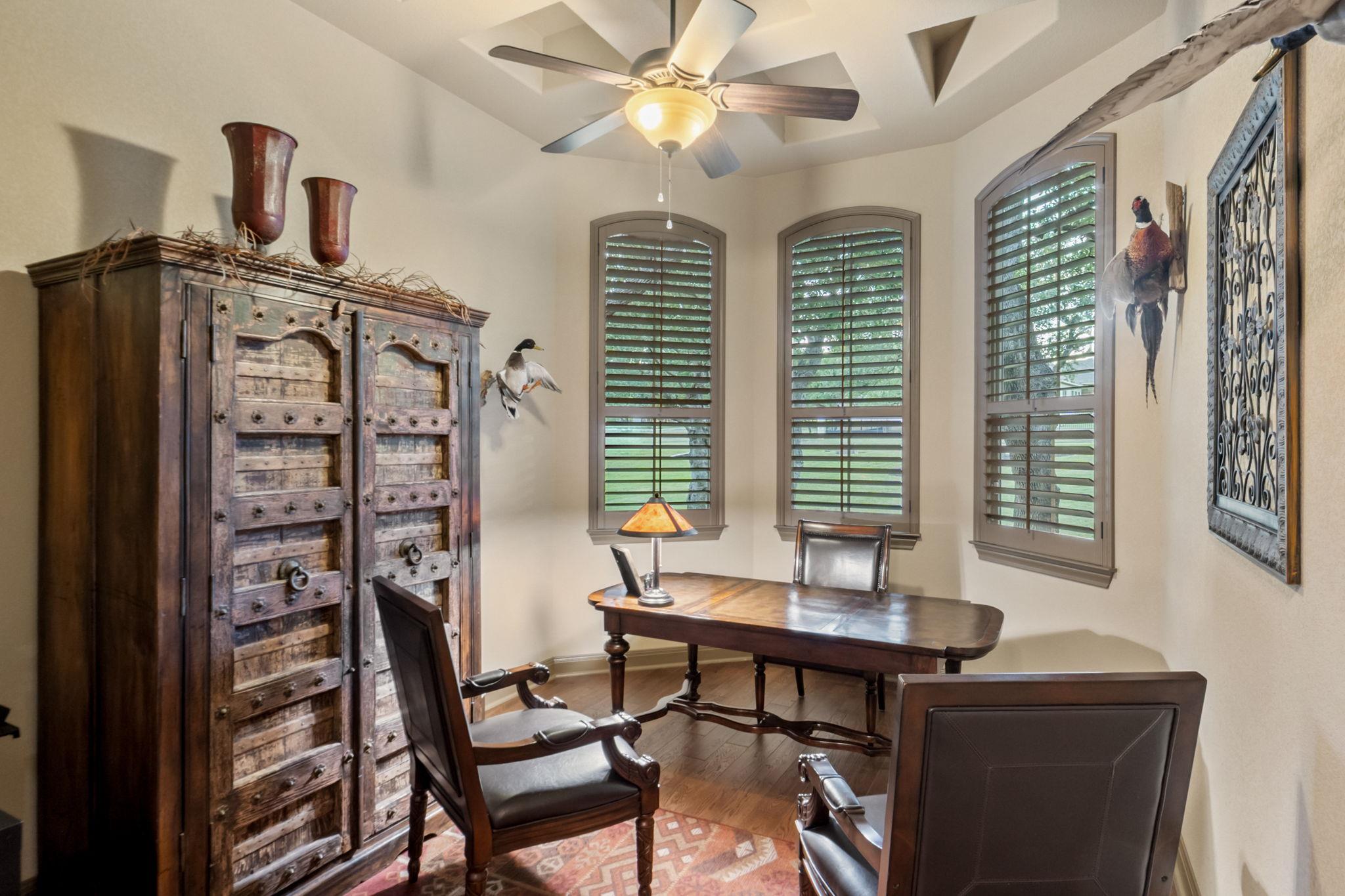 104 Vista Ln, Georgetown, TX 78633