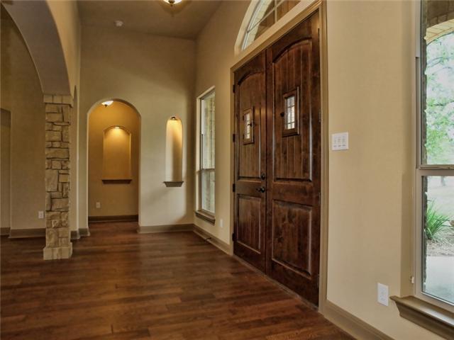 104 Vista Ln, Georgetown, TX 78633