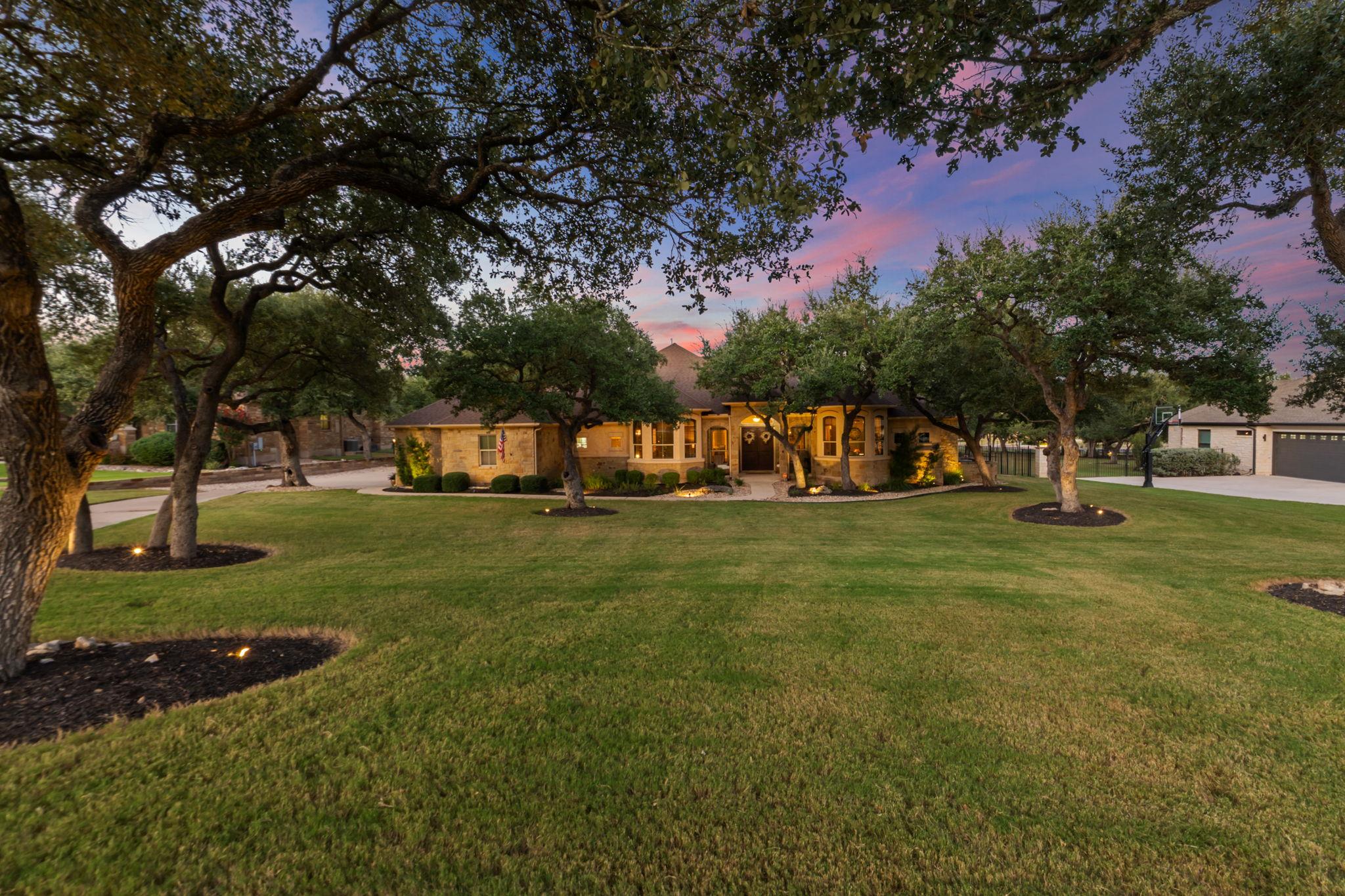 104 Vista Ln, Georgetown, TX 78633