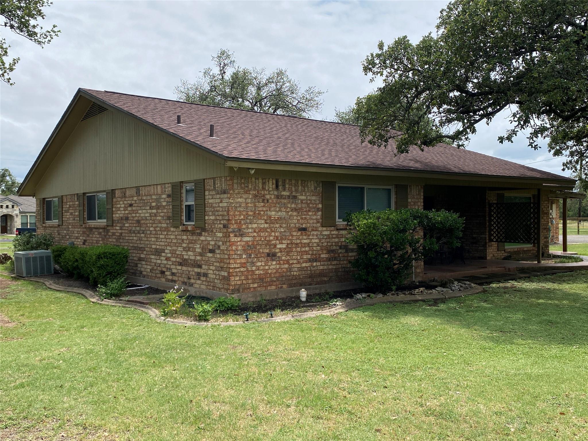 140 Oakridge Rd, Georgetown, TX 78628