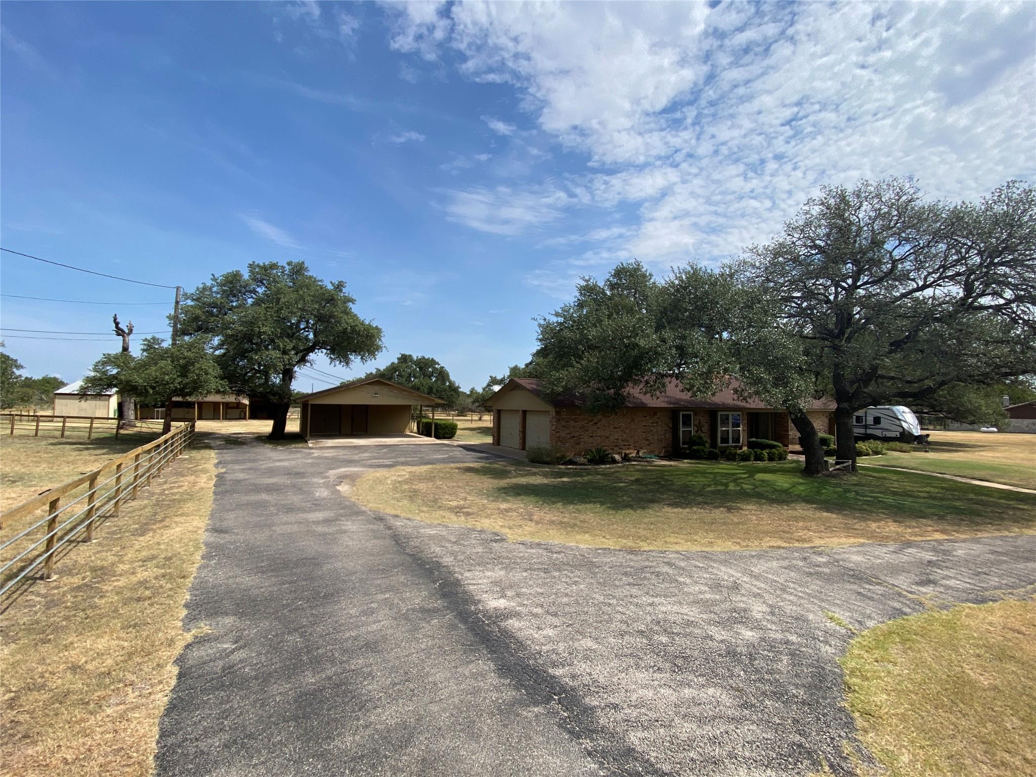 140 Oakridge Rd, Georgetown, TX 78628