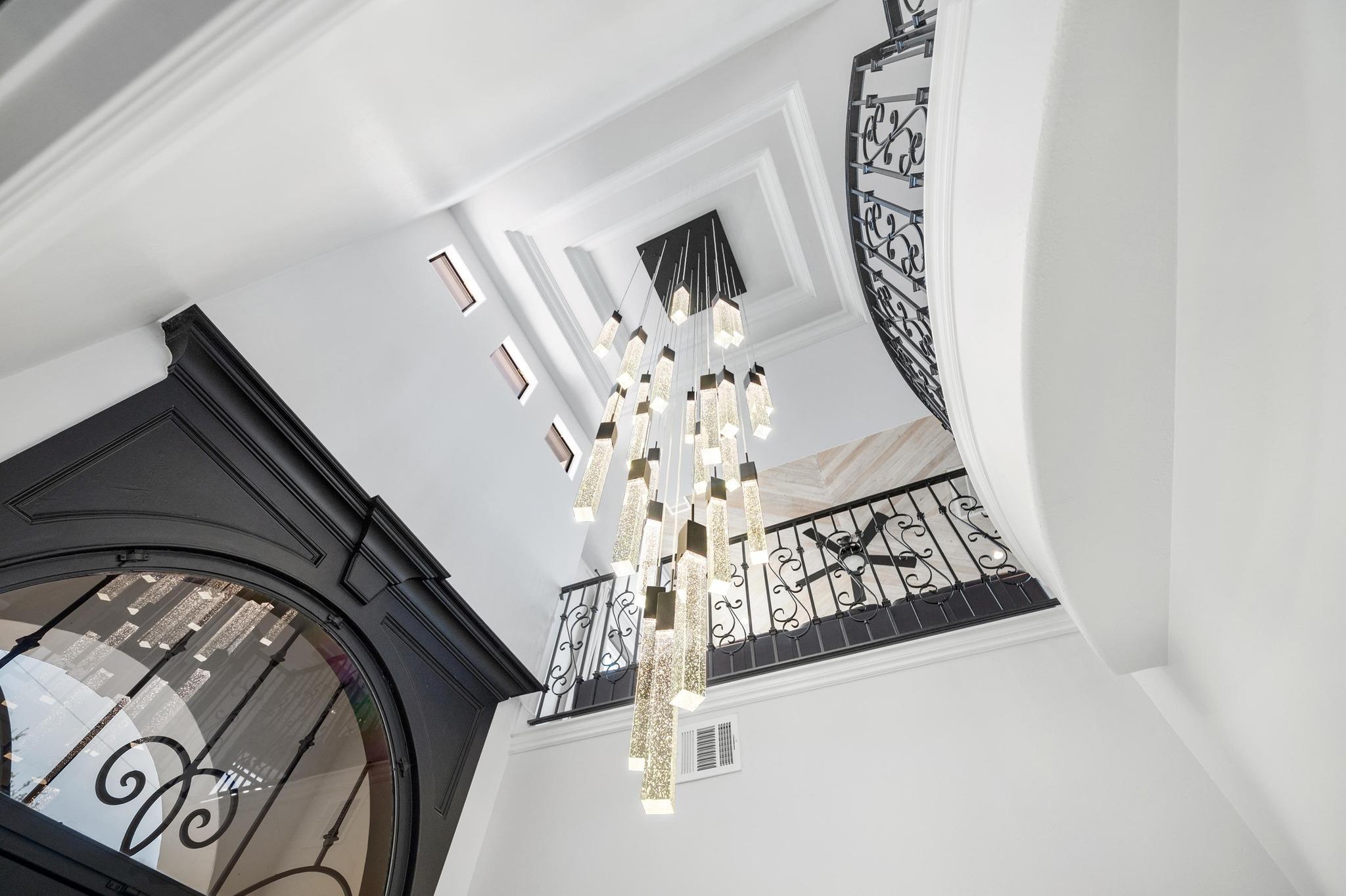 12804 Hughes St, Austin, TX 78732