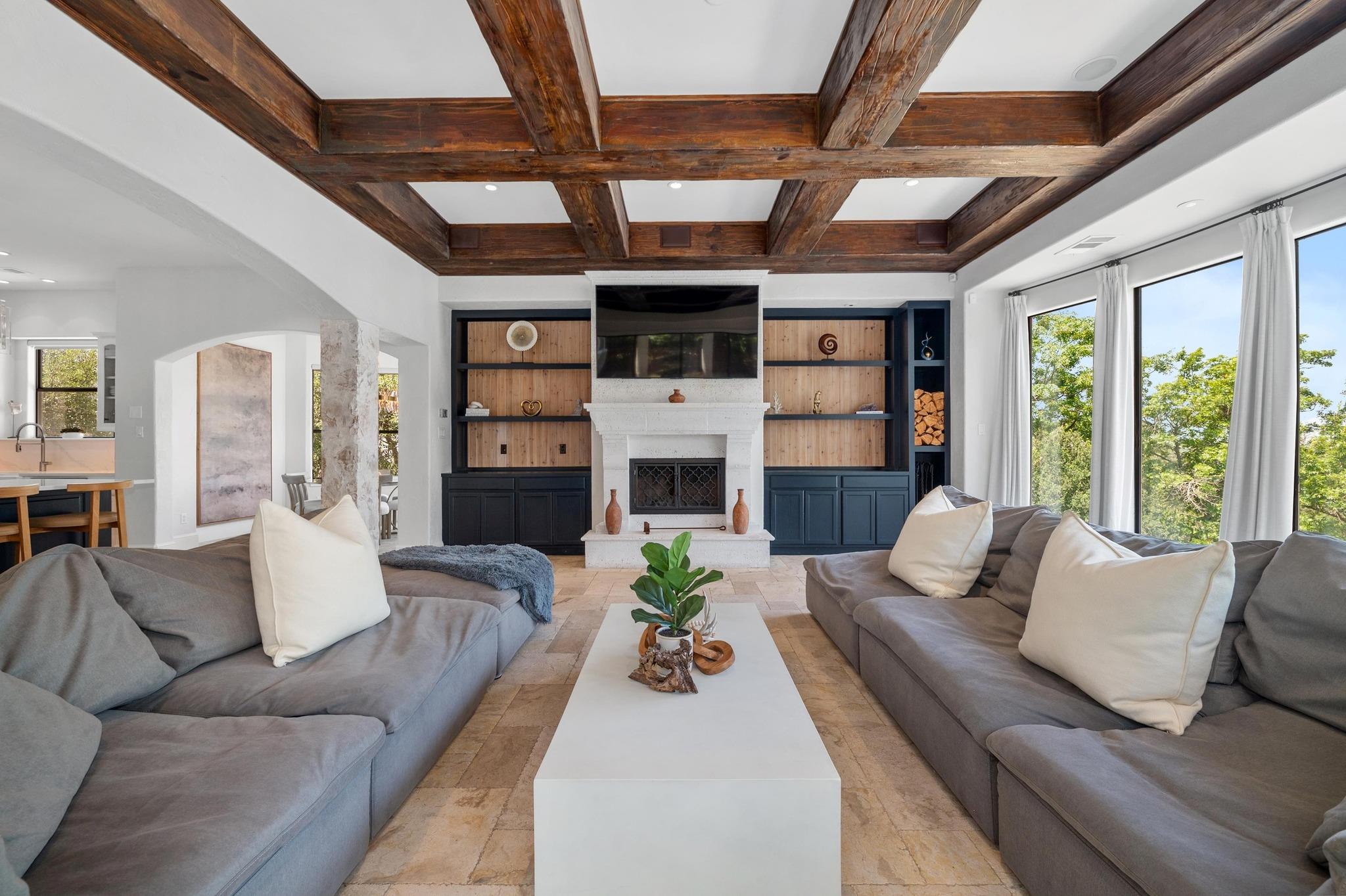 12804 Hughes St, Austin, TX 78732