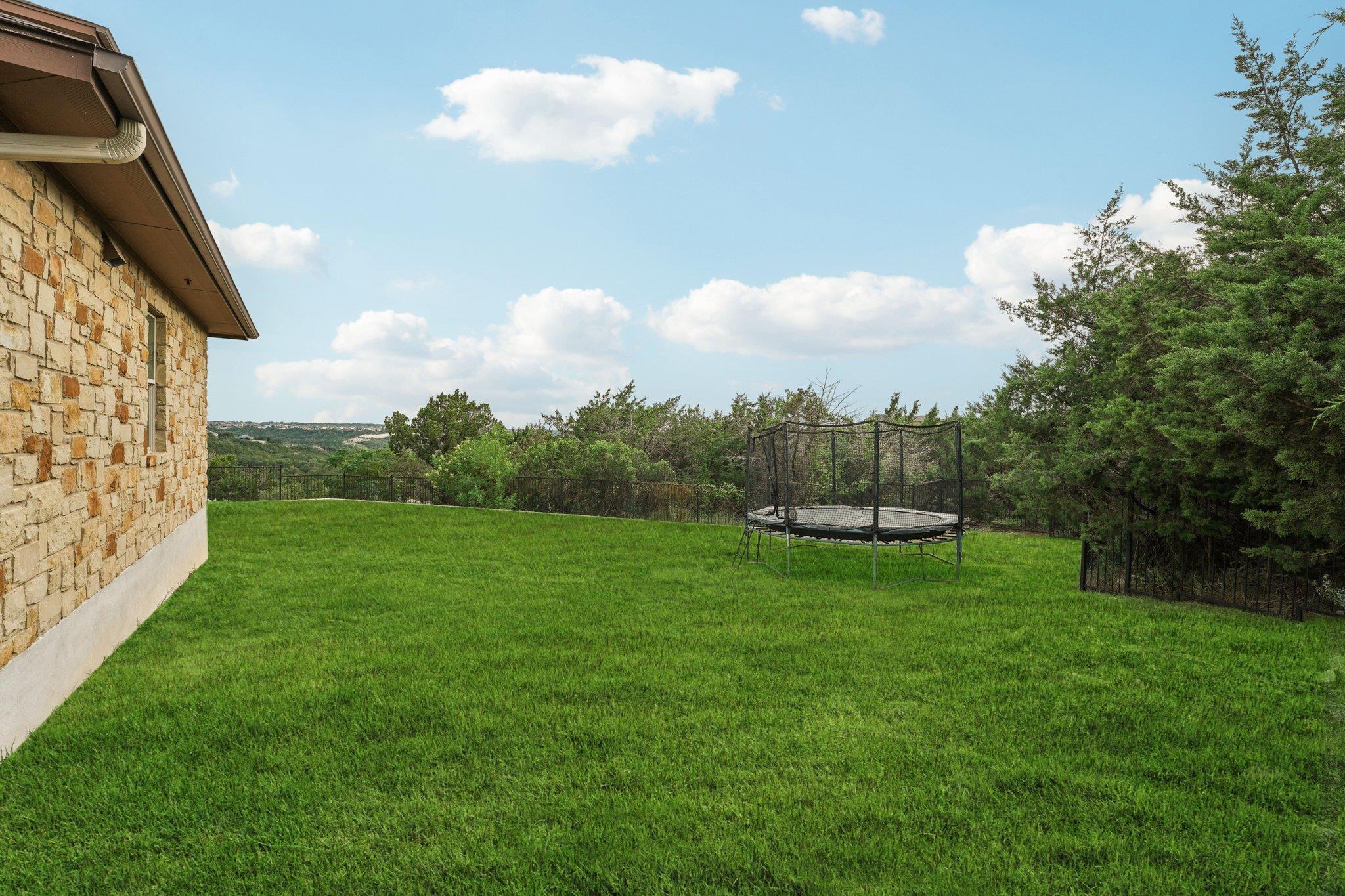 1104 Squaw Vly, Leander, TX 78641