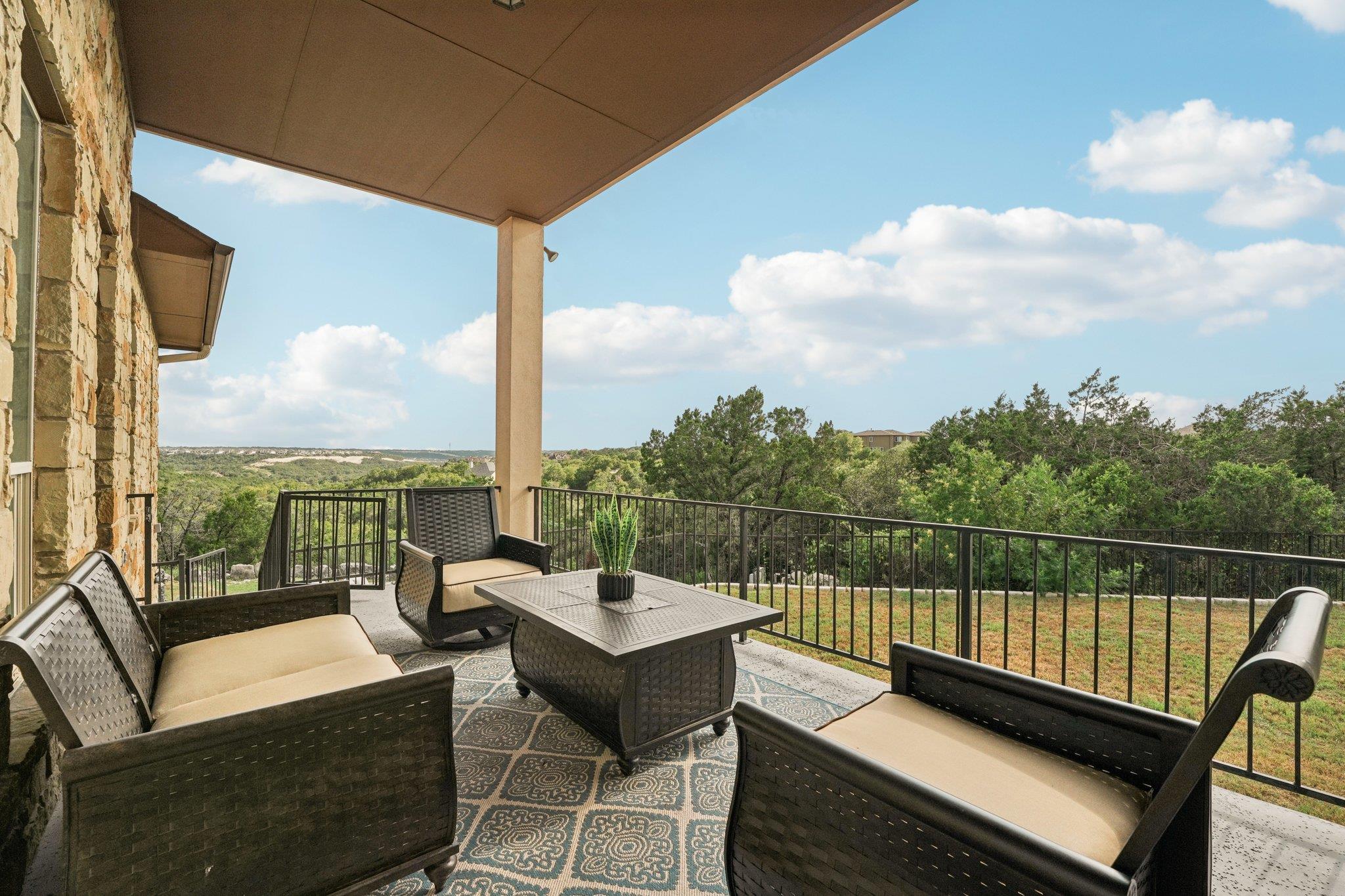 1104 Squaw Vly, Leander, TX 78641