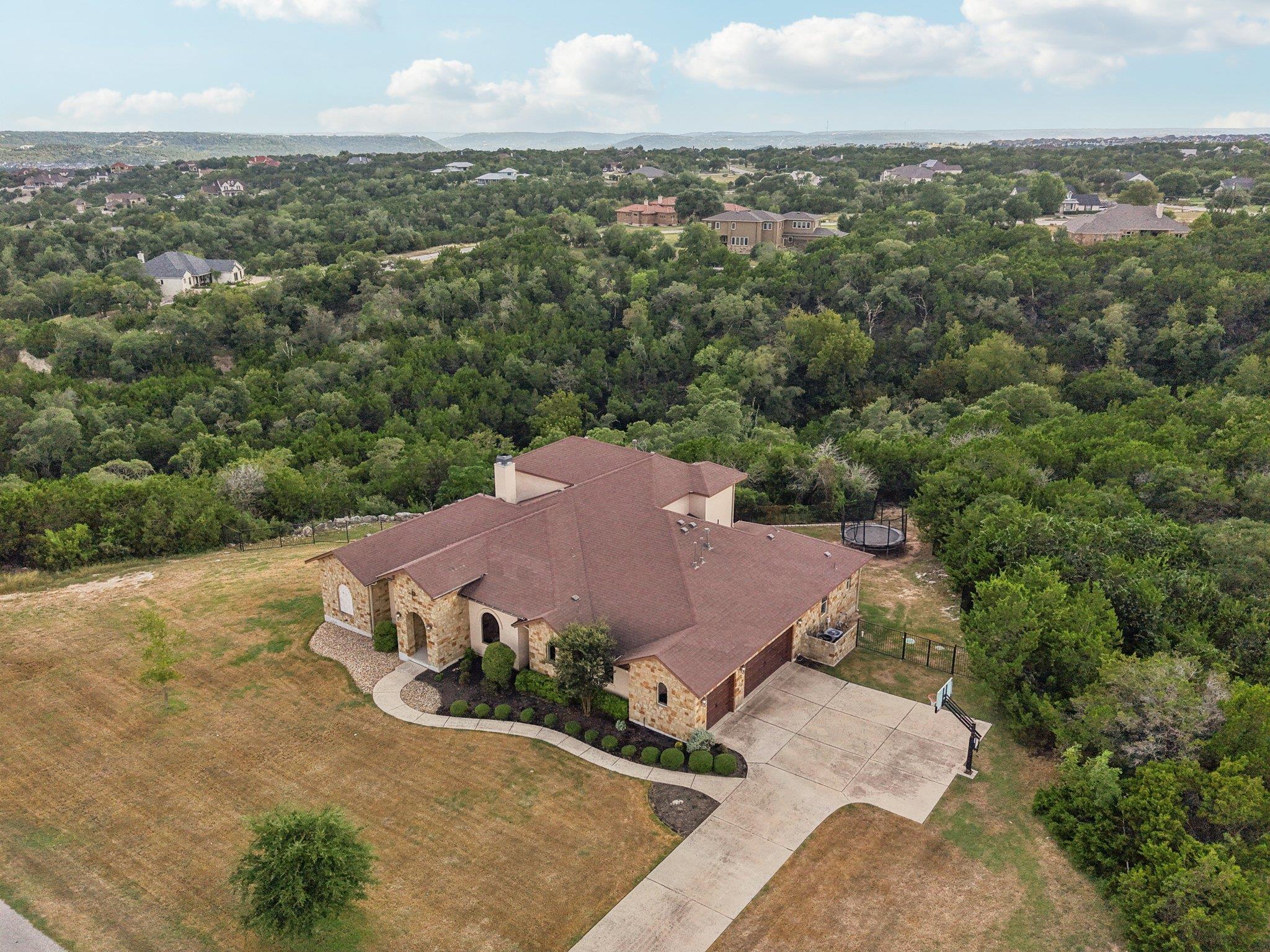 1104 Squaw Vly, Leander, TX 78641