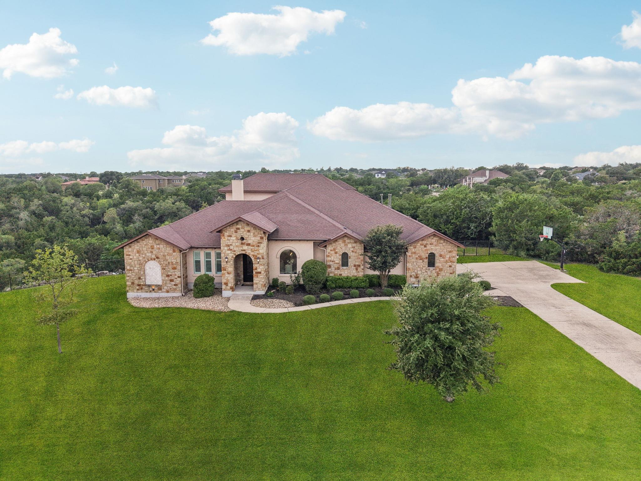 1104 Squaw Vly, Leander, TX 78641