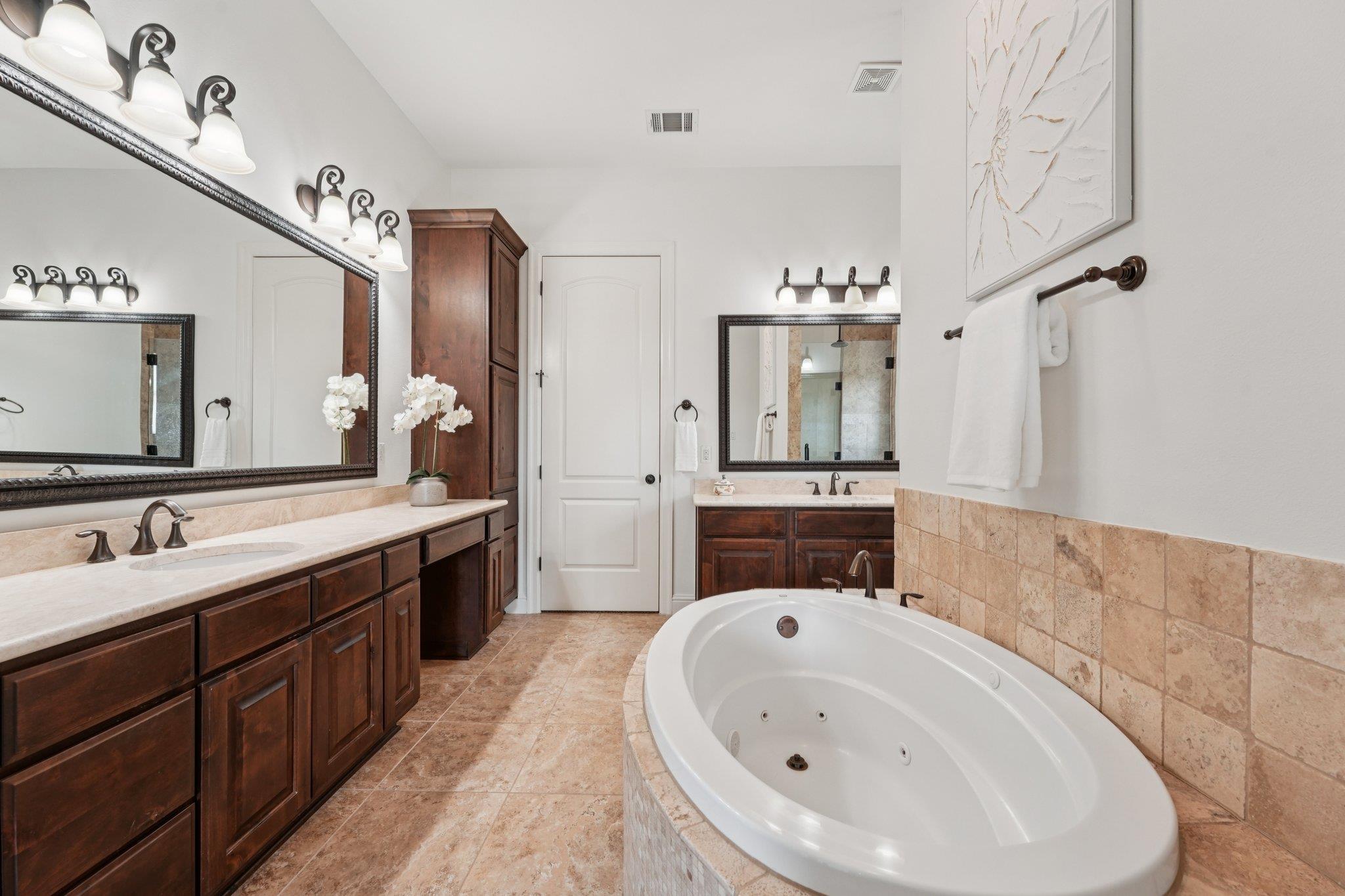 1104 Squaw Vly, Leander, TX 78641