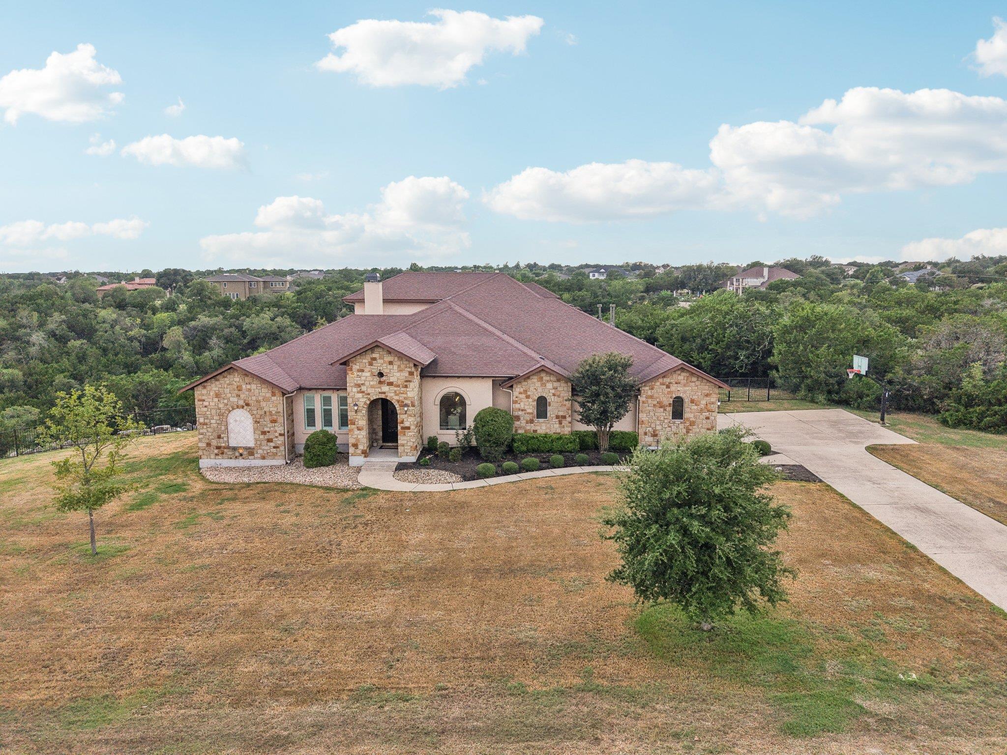 1104 Squaw Vly, Leander, TX 78641