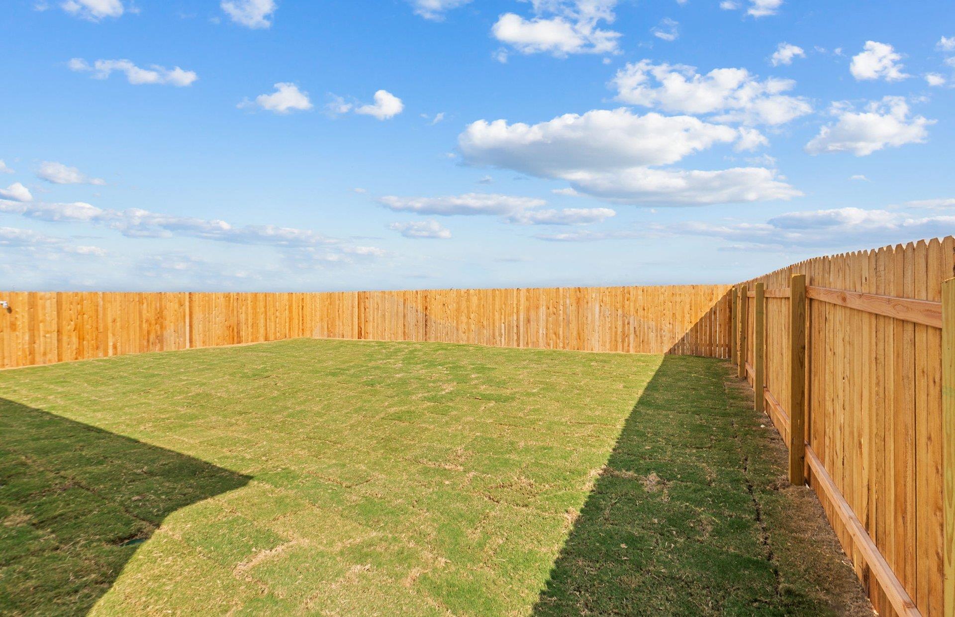 817 Cardenas St, San Marcos, TX 78666