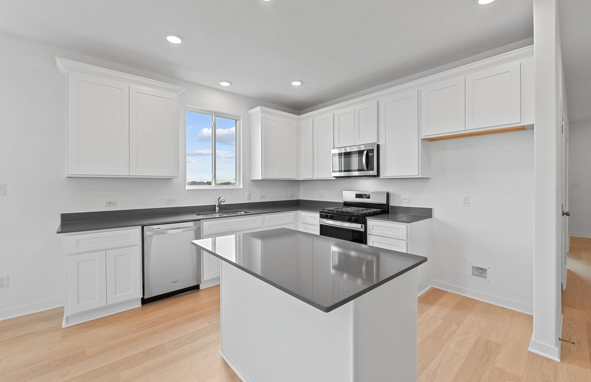 817 Cardenas St, San Marcos, TX 78666