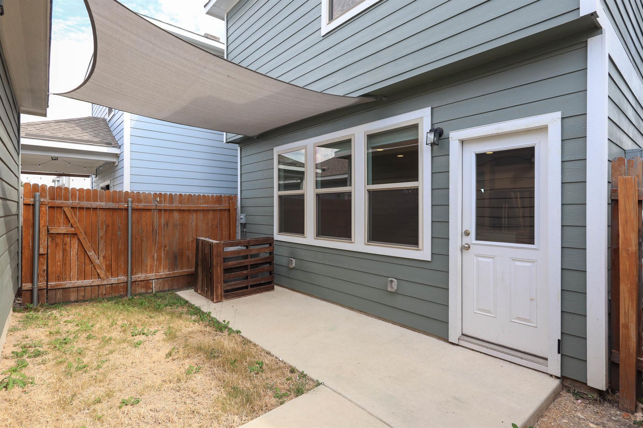 2020 Arendale Dr, Leander, TX 78641