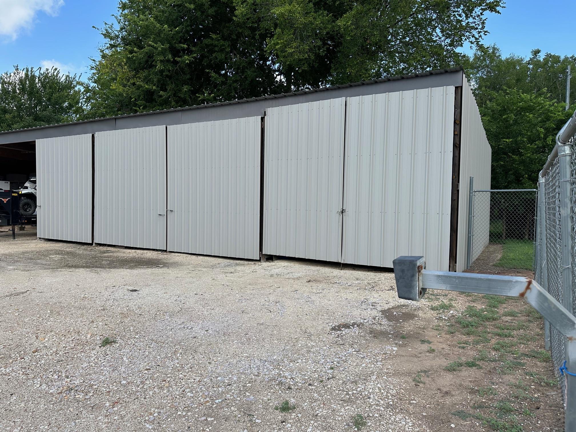 416 W La Fayette St, La Grange, TX 78945