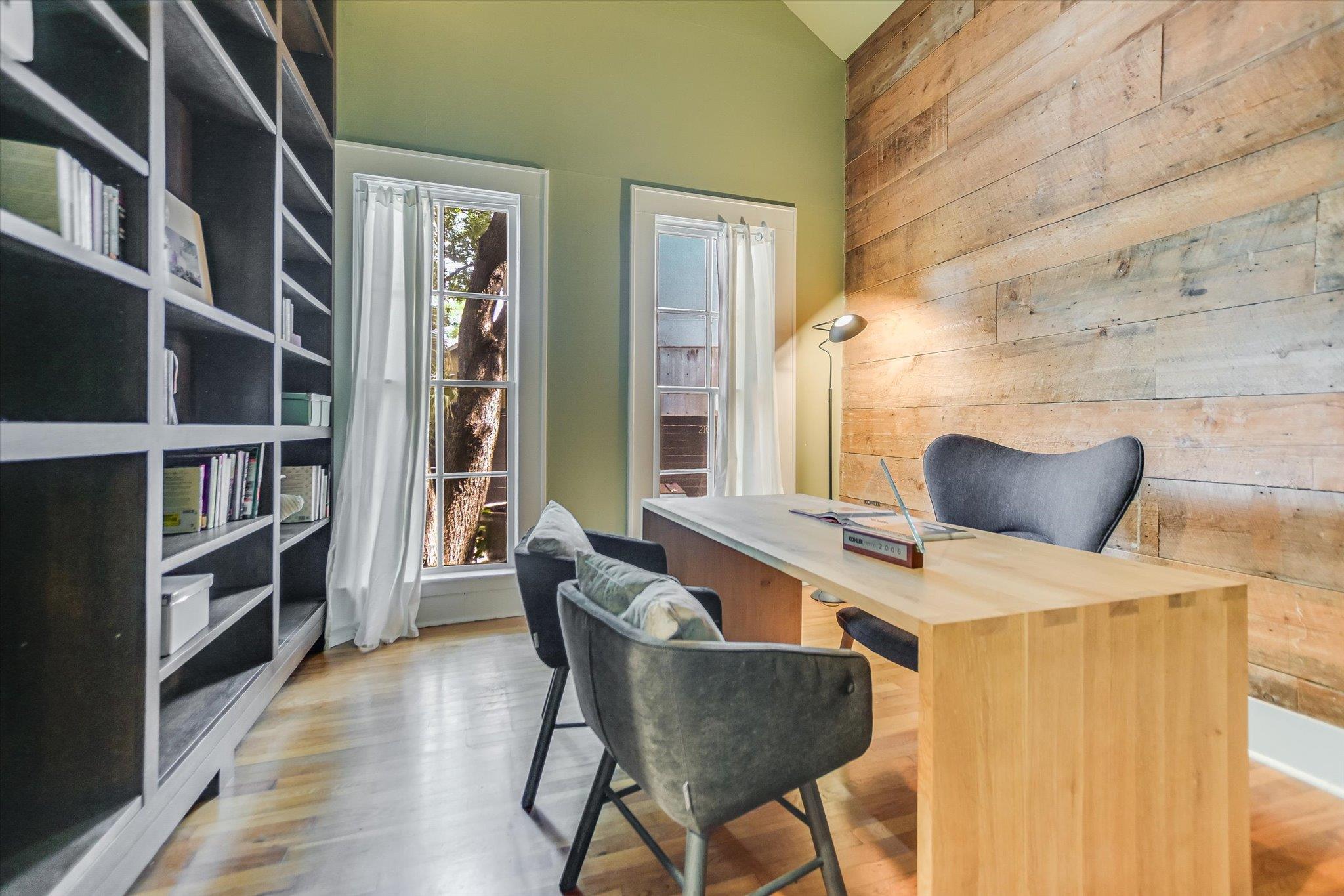 2109 Nickerson St, Austin, TX 78704