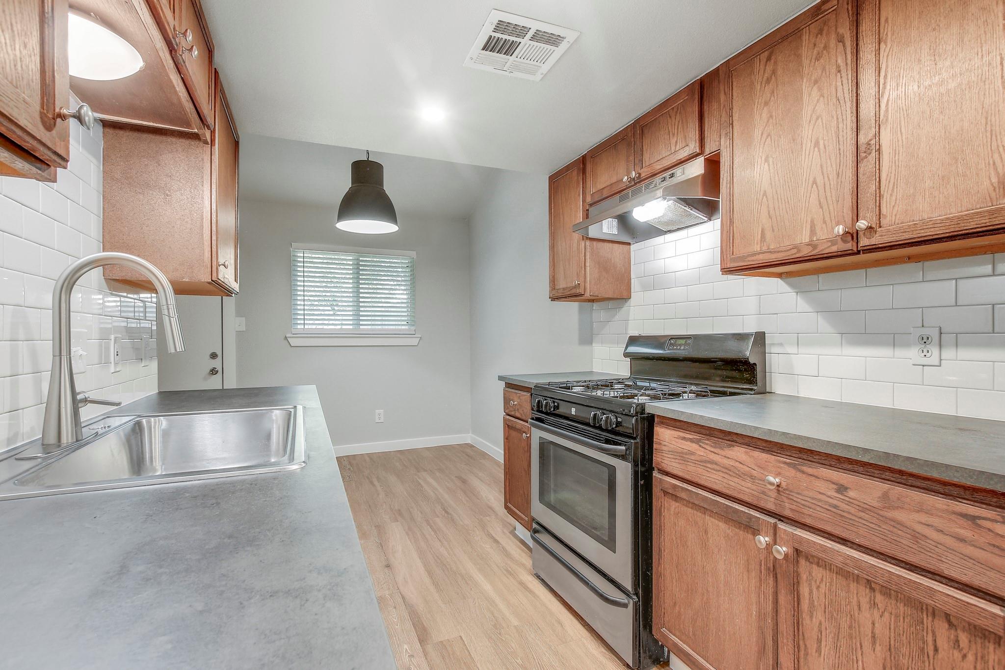 2414 Burleson Ct # A, Austin, TX 78741