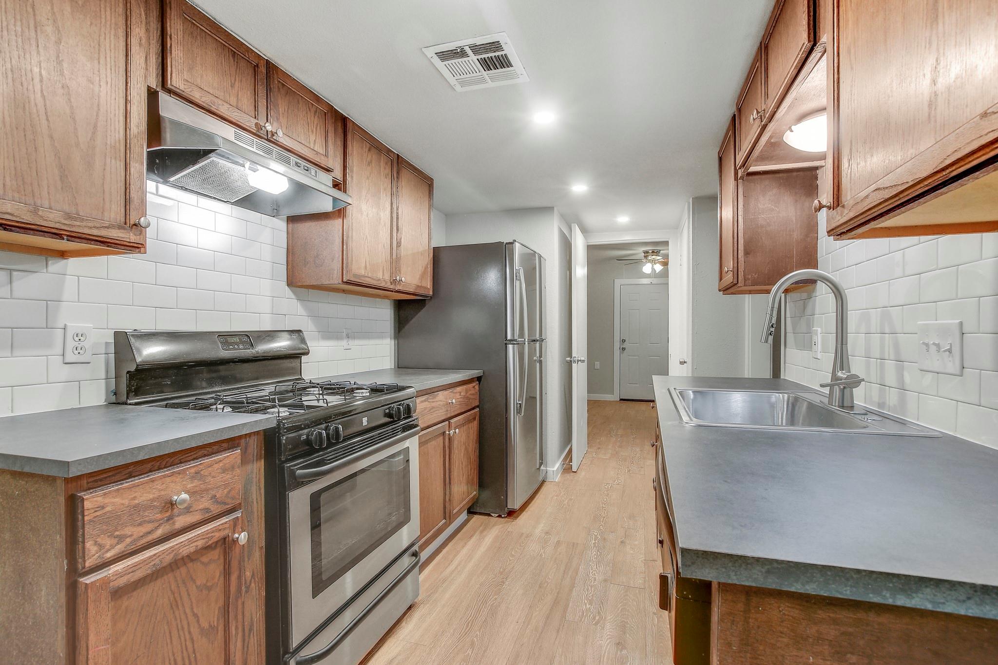 2414 Burleson Ct # A, Austin, TX 78741