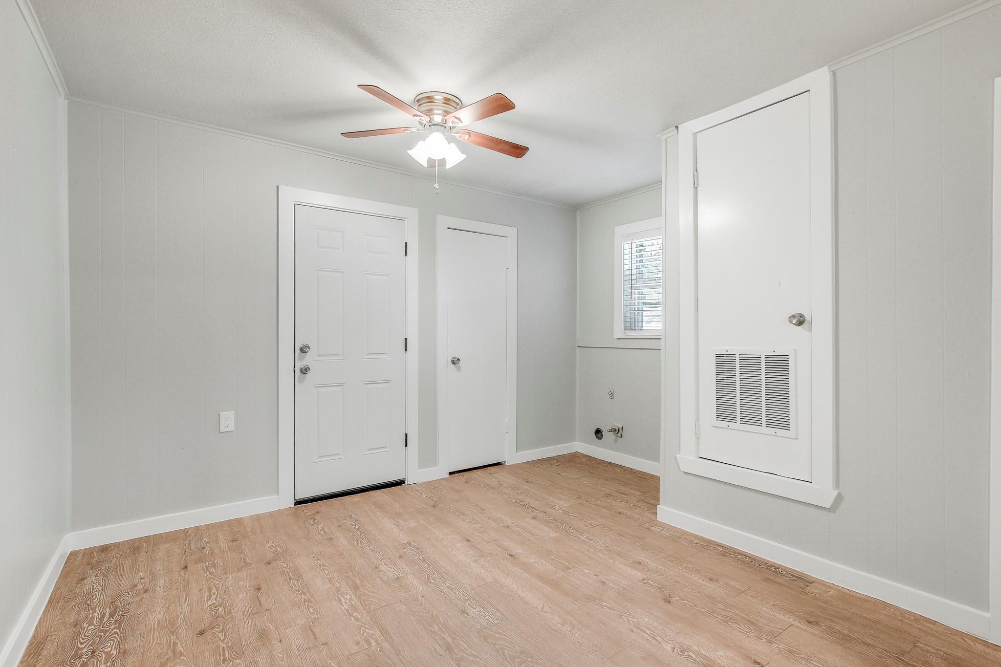 2414 Burleson Ct # A, Austin, TX 78741