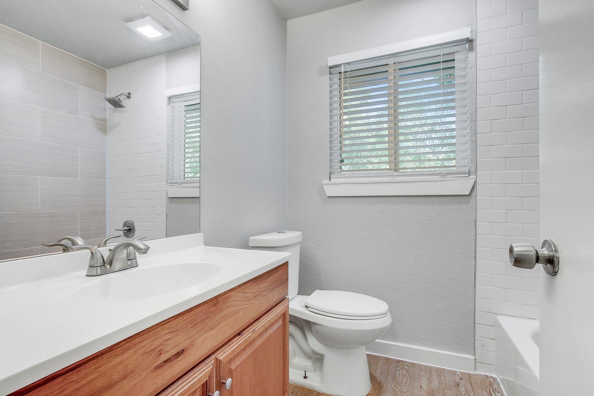 2414 Burleson Ct # A, Austin, TX 78741