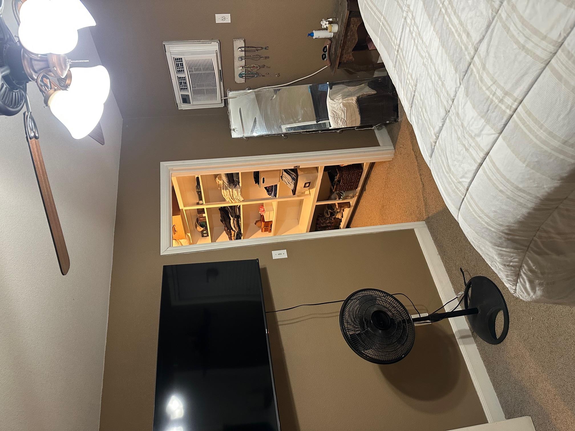 324 W La Fayette St, La Grange, TX 78945